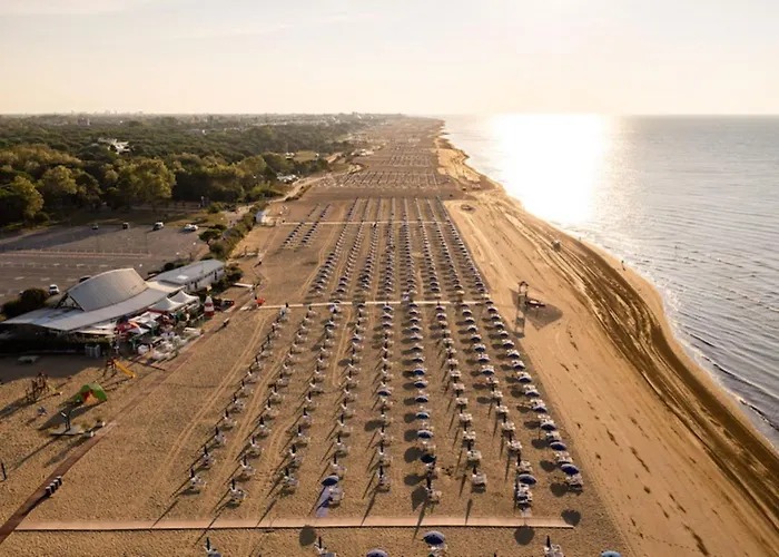 Bright Flat With Terrace Lejlighed Bibione